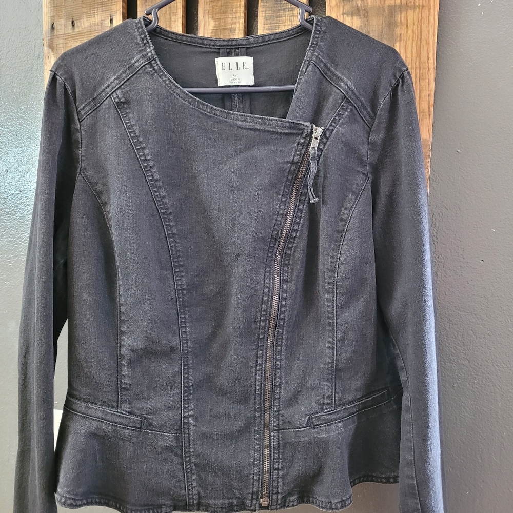 Jean Jacket - Picture 2 of 5